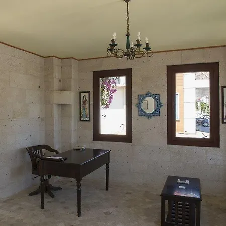 Mare Garden 酒店 图尔古特雷斯