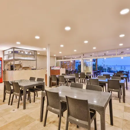 Отель Mare Garden 3*