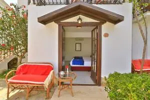 Sunny Garden Nilufer Hotel فندق أكيارلار